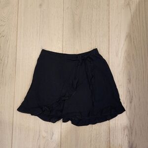 Tie Skorts in Small